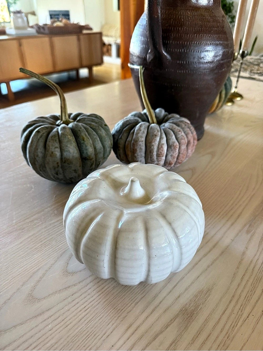 Farmhouse Pottery Vermont Ceramic Heirloom Pumpkin White - Medium